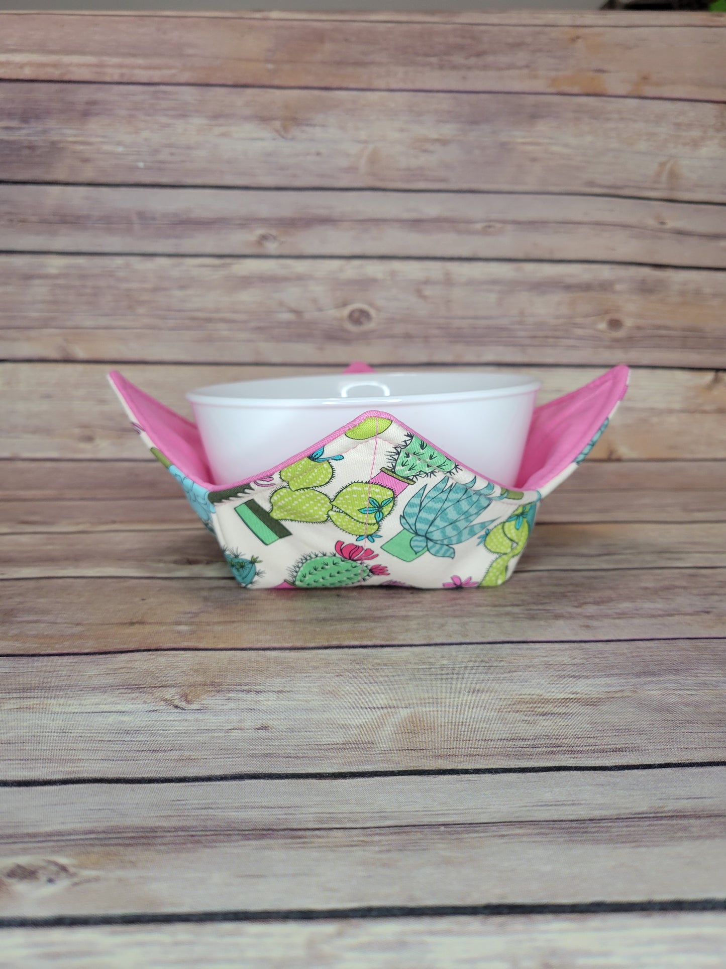 Cactus Bowl Cozy Hot Pad | Potted Cacti Padded Bowl Holder