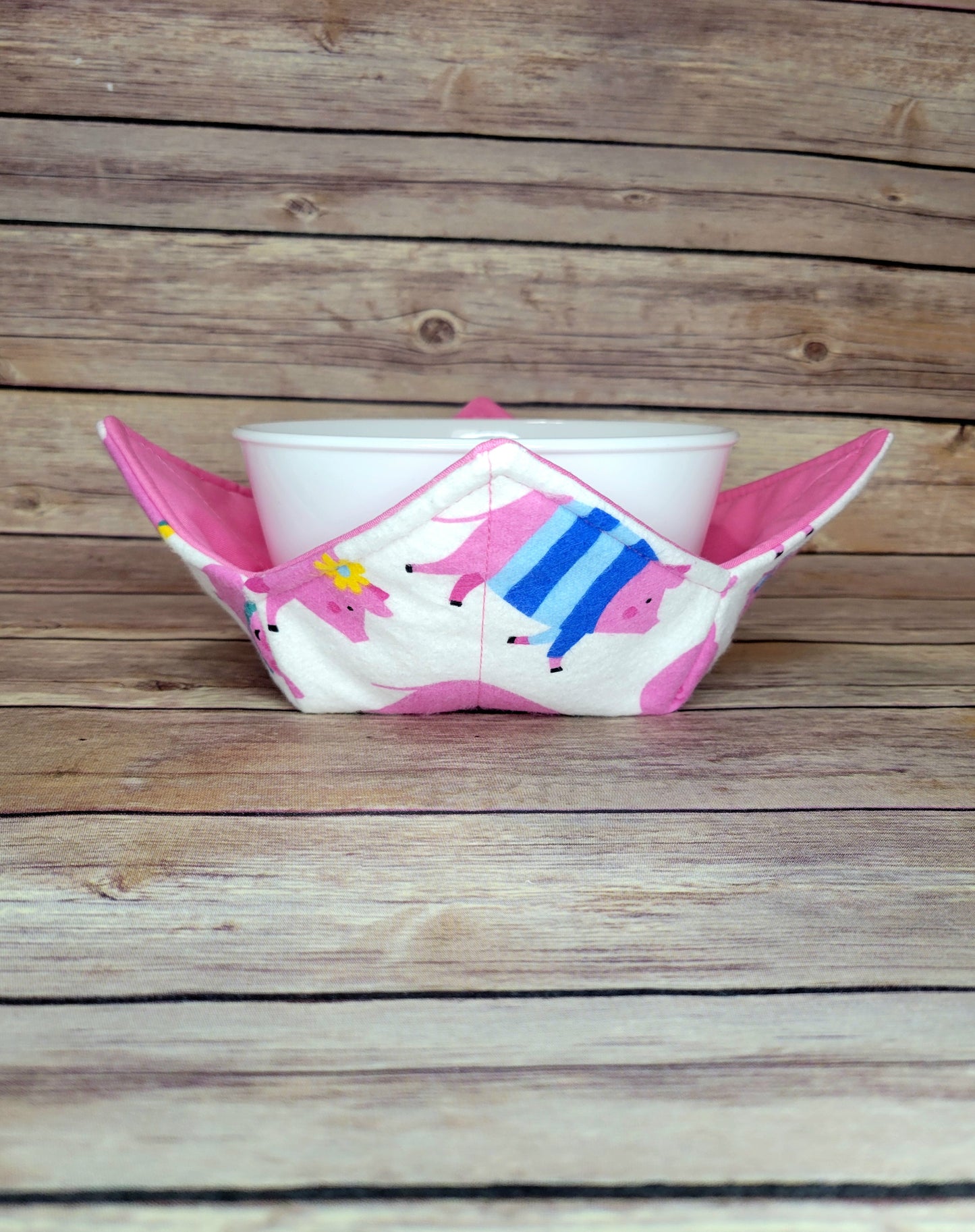 Pig Bowl Cozy | Pink Pigs Hot Pad | Padded Holder Cover