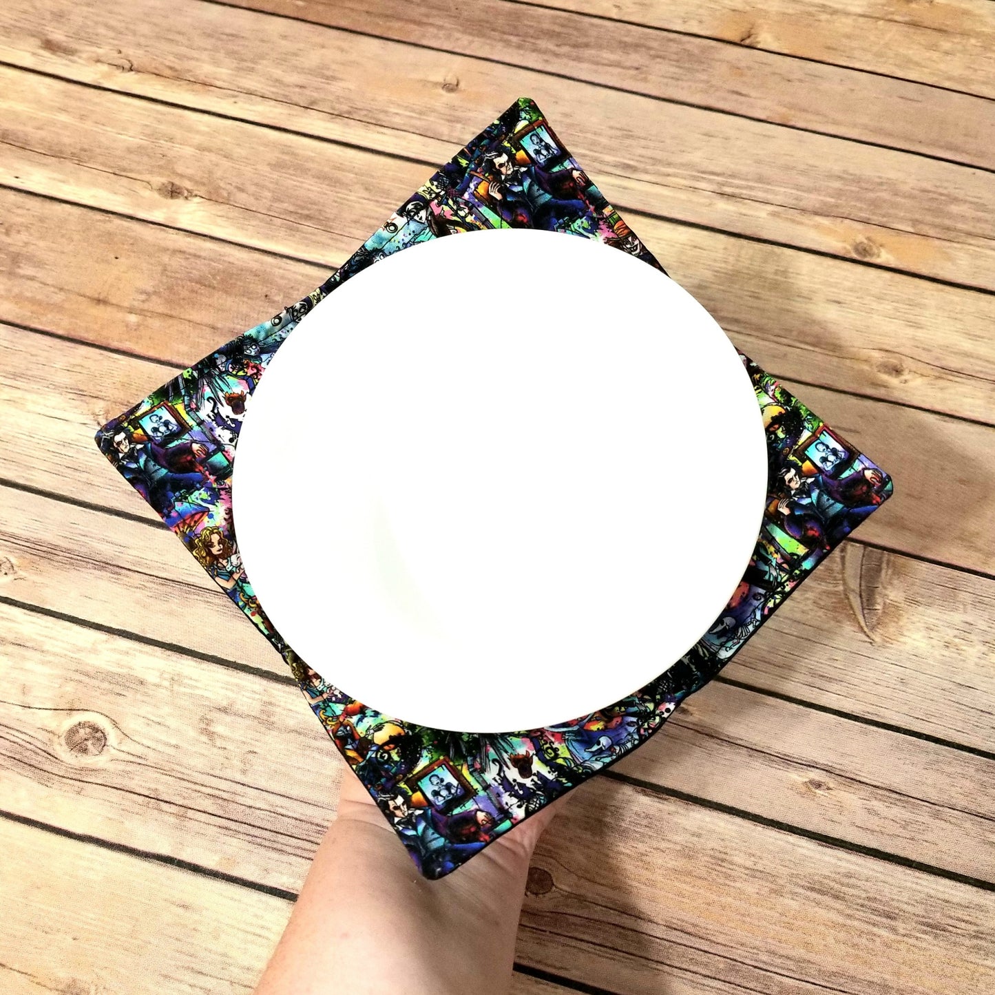 Tim Burton Bowl Cozy | Halloween Movie Padded Holder