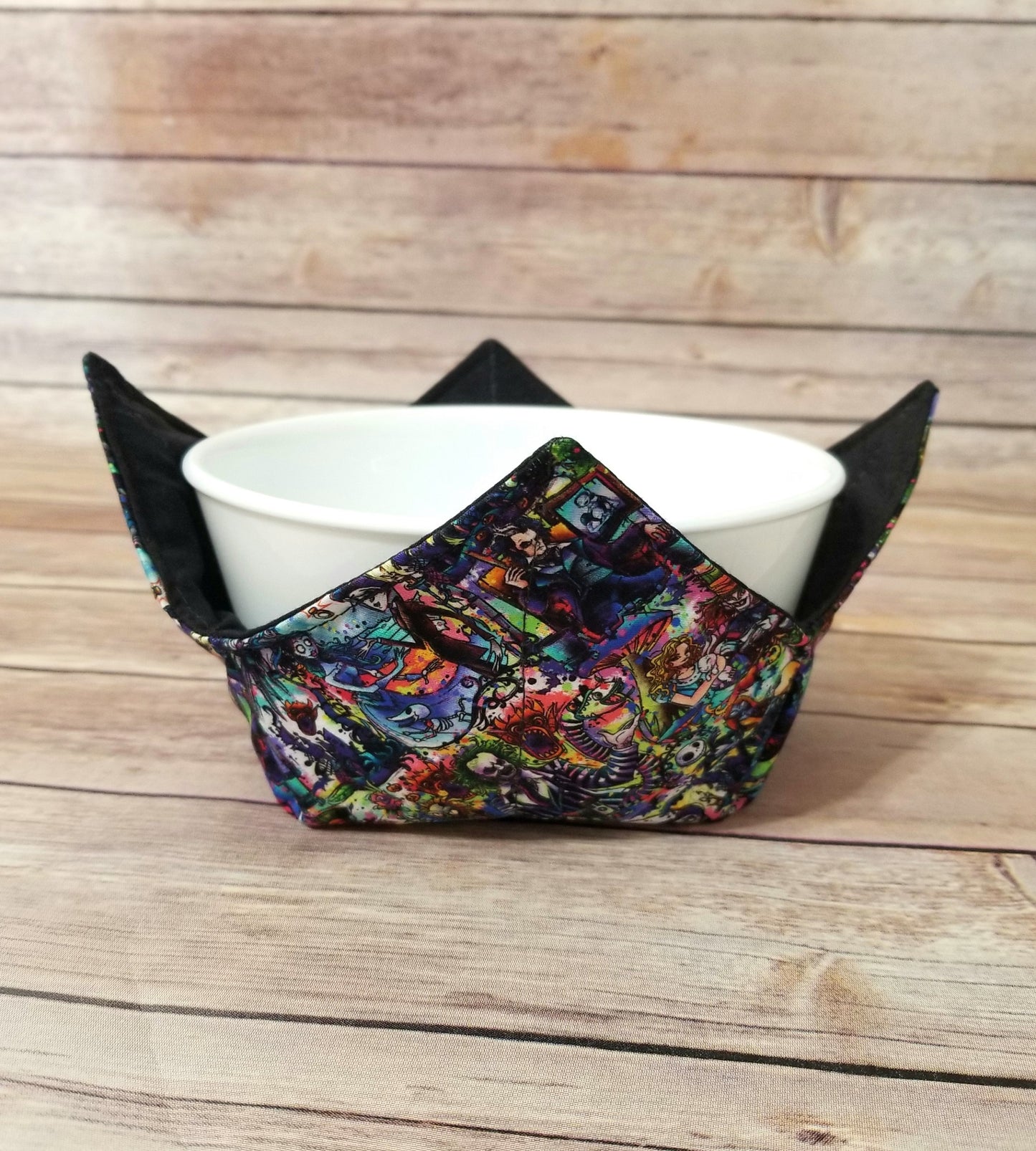 Tim Burton Bowl Cozy | Halloween Movie Padded Holder